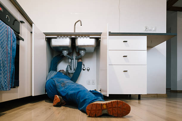 Professional Leak Detection technician working in Harpster, OH